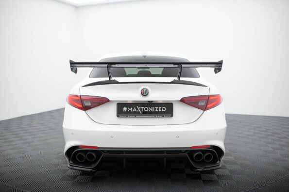 Carbon Spoiler  Alfa Romeo Giulia Quadrifoglio