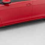pol_po_Racing-Side-Skirts-Diffusers-VW-Golf-7-R-R-Line-Facelift-1766_2