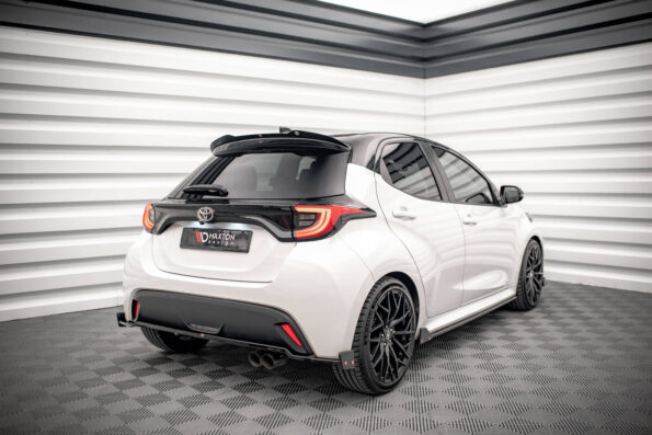 Πίσω Σπόιλερ V.1 + Flaps  Toyota Yaris Mk4