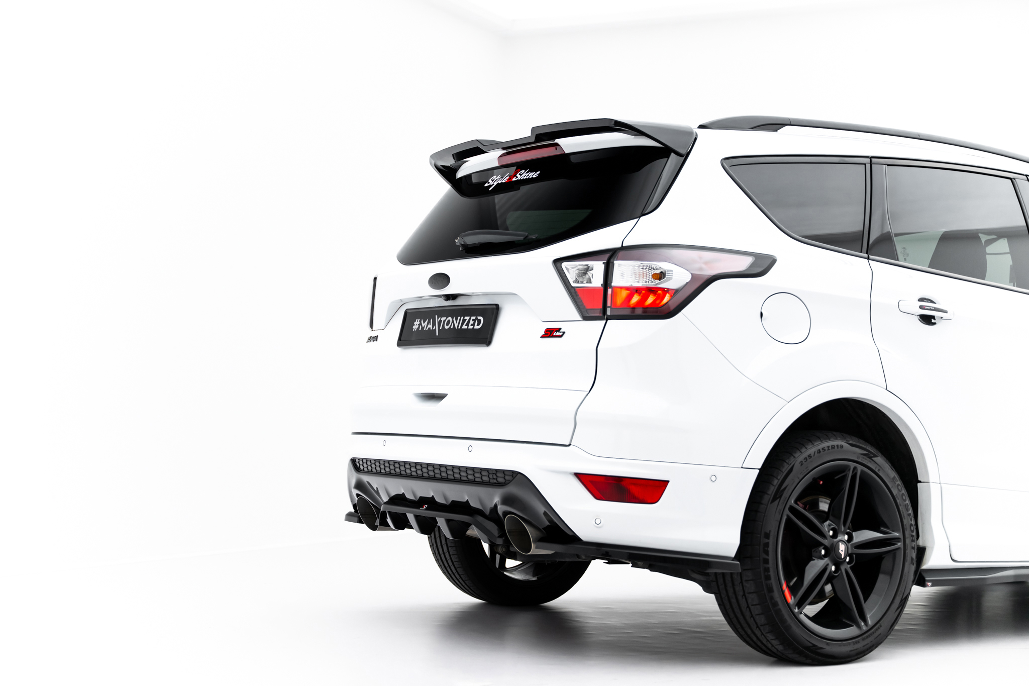 pol_po_Rear-Splitter-with-vertical-bars-Ford-Kuga-ST-Line-Mk2-Facelift-23240_3 pol_po_Rear-Splitter-with-vertical-bars-Ford-Kuga-ST-Line-Mk2-Facelift-23240_3