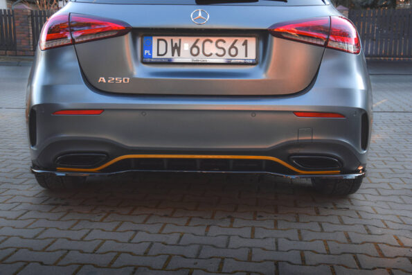 Πίσω Σπόιλερ (with vertical bars) Mercedes-Benz A Hatchback AMG Line W177