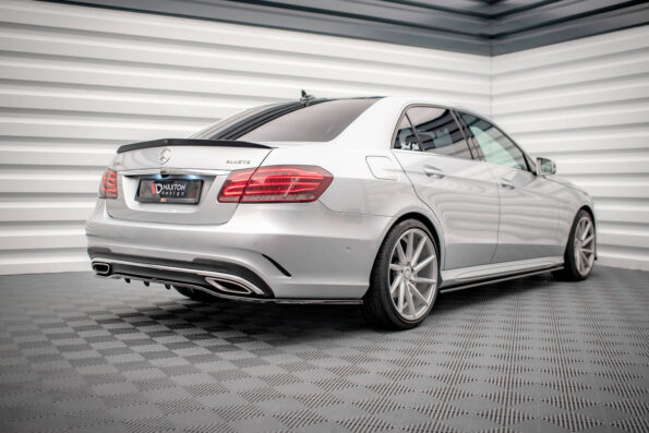 Πίσω Σπόιλερ (with vertical bars) Mercedes-Benz E AMG-Line Sedan W212 Facelift