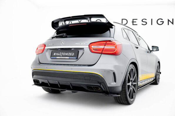 Πίσω Σπόιλερ (with vertical bars) V.1 Mercedes-Benz GLA 45 AMG