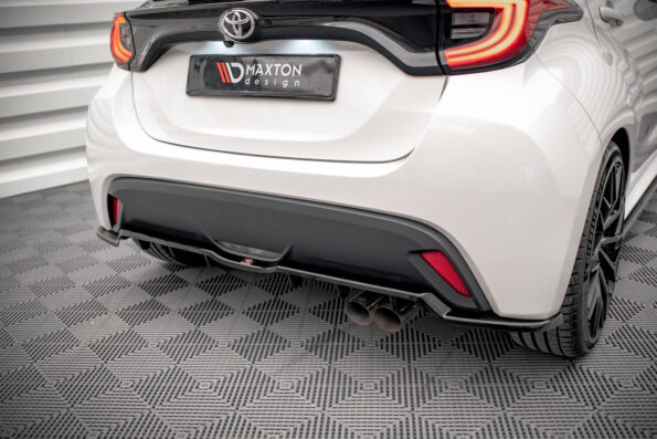 Πίσω Σπόιλερ (with vertical bars) V.2 Toyota Yaris Mk4