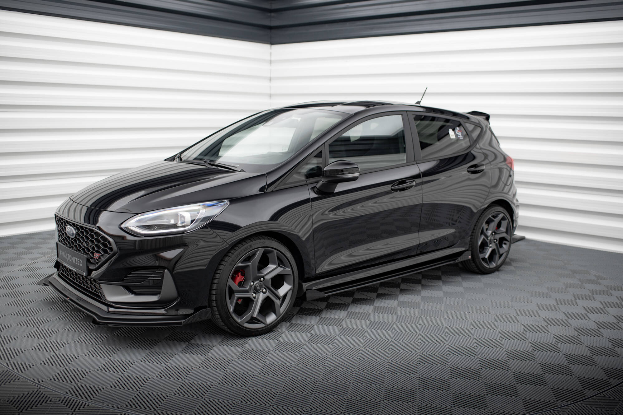 pol_po_Side-Flaps-Ford-Fiesta-ST-ST-Line-Mk8-10714_2 pol_po_Side-Flaps-Ford-Fiesta-ST-ST-Line-Mk8-10714_2