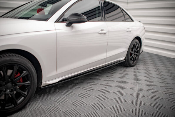 Μαρσπιέ Audi A4 B9 Facelift