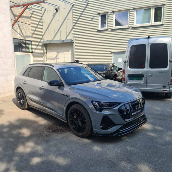 Μαρσπιέ Audi e-Tron S-Line