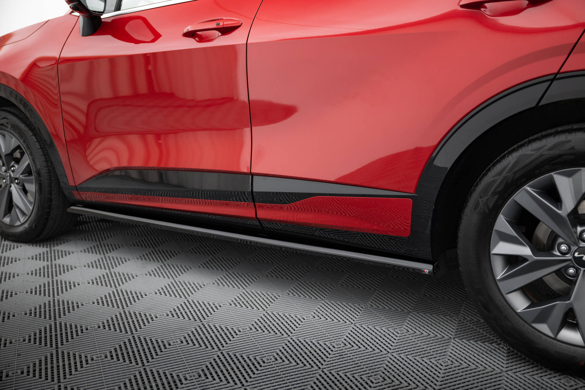 pol_po_Side-Skirts-Diffusers-Kia-Sportage-GT-Line-Mk5-21234_4