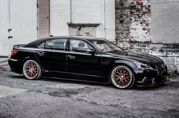 Μαρσπιέ Lexus LS Long Wheelbase Mk4 Facelift