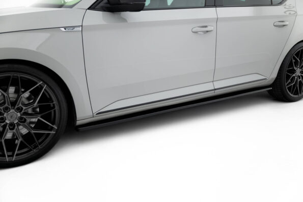 Μαρσπιέ Skoda Superb Liftback / Combi Mk3