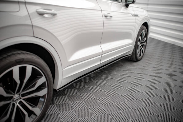 Μαρσπιέ Volkswagen Touareg R-line Mk3