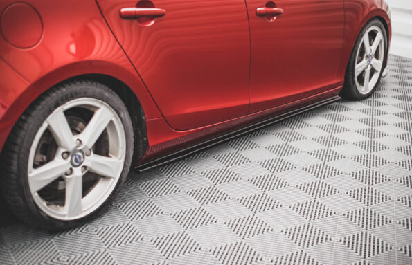 Side skirts Diffusers Volvo V40