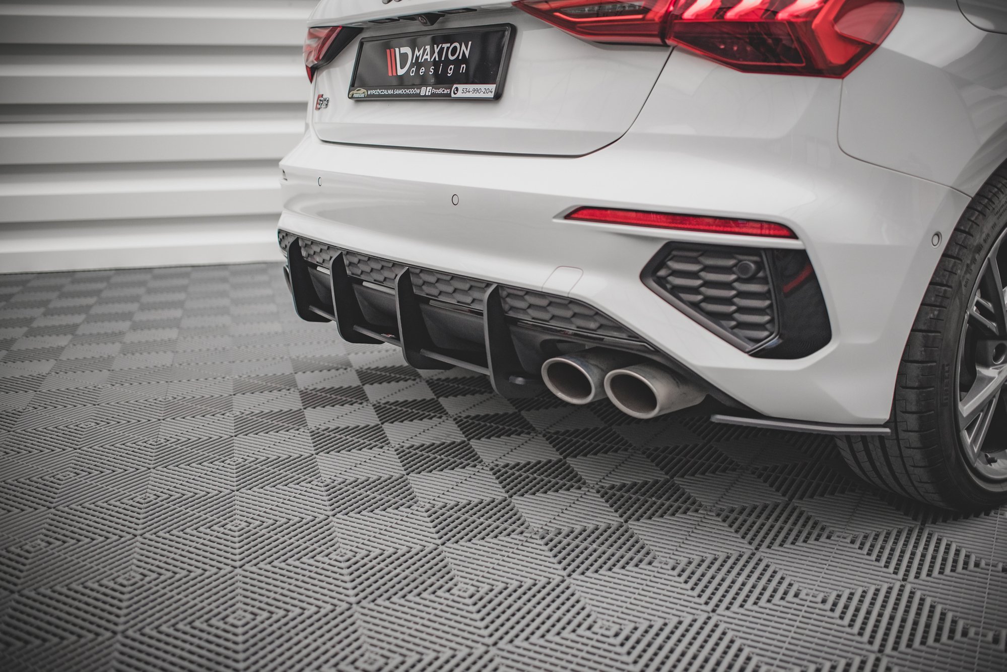 pol_po_Street-Pro-Rear-Diffuser-Audi-S3-Sportback-8Y-13298_5 pol_po_Street-Pro-Rear-Diffuser-Audi-S3-Sportback-8Y-13298_5