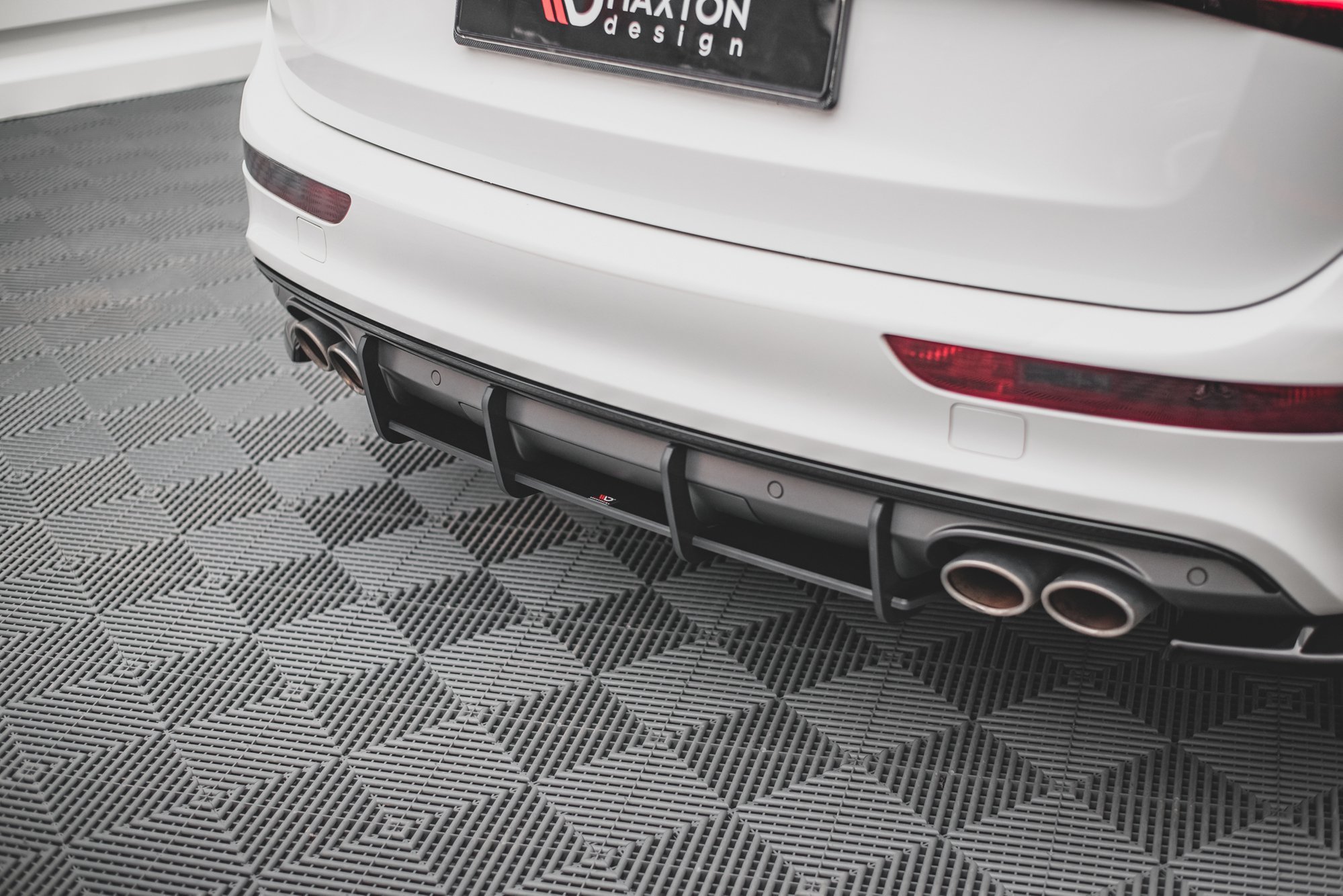 pol_po_Street-Pro-Rear-Diffuser-Audi-SQ5-Mk1-8R-13145_5 pol_po_Street-Pro-Rear-Diffuser-Audi-SQ5-Mk1-8R-13145_5