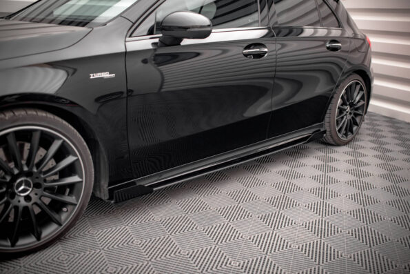 Street Pro Μαρσπιέ + Flaps Mercedes A35 AMG / AMG-Line Aero Pack W177